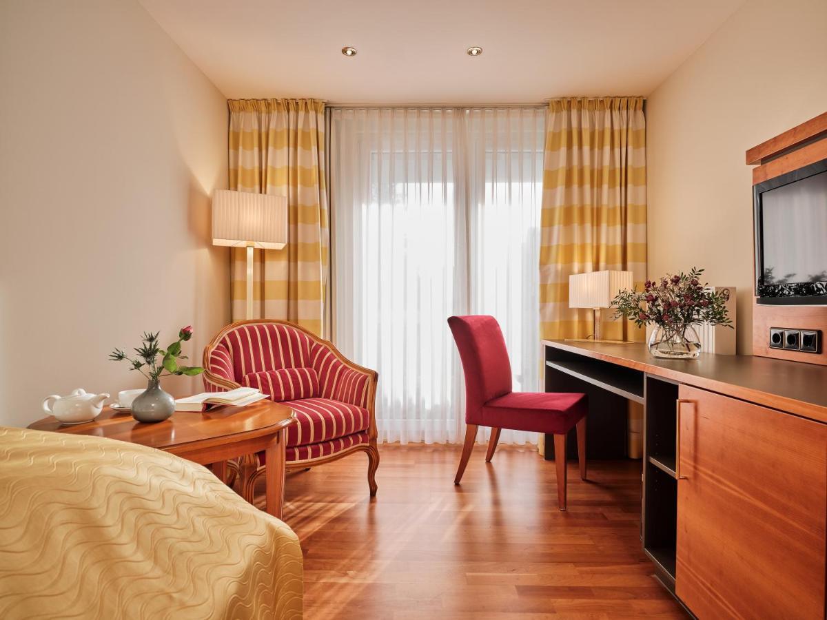 Hotel Reppert Hinterzarten Buitenkant foto